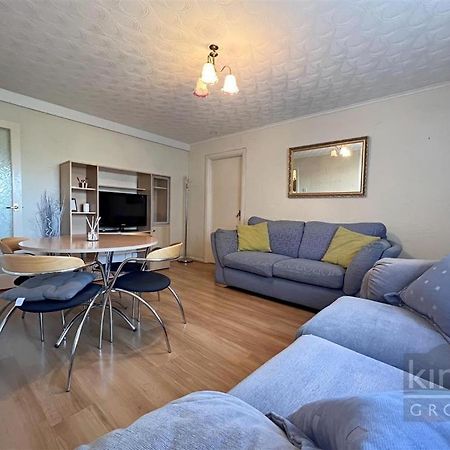 A Cosy 1 Bedroom Apartment Enfield Exteriör bild